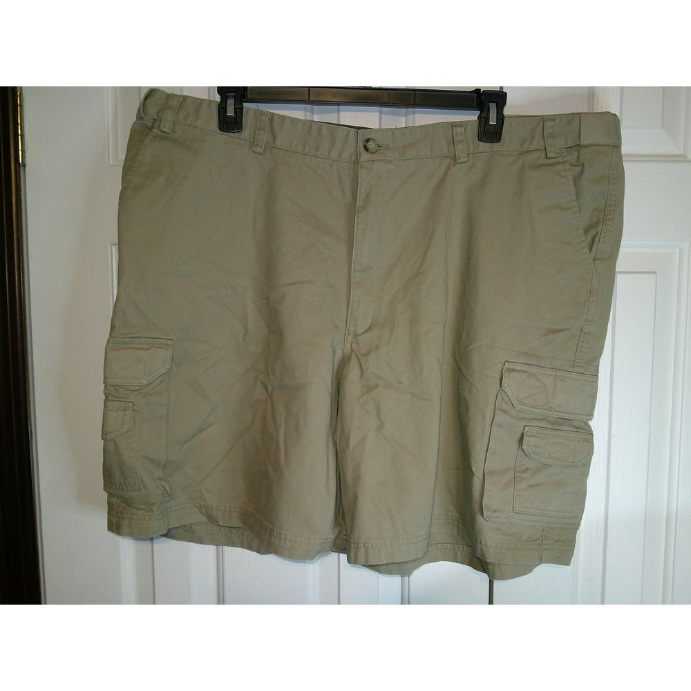 IZOD Men's Khaki Cargo Shorts Casual‎ Cotton Summer Comfort Size 48